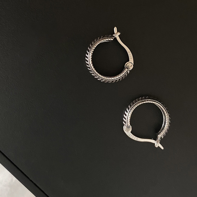 Niche Vintage Earrings Female Twist Simple