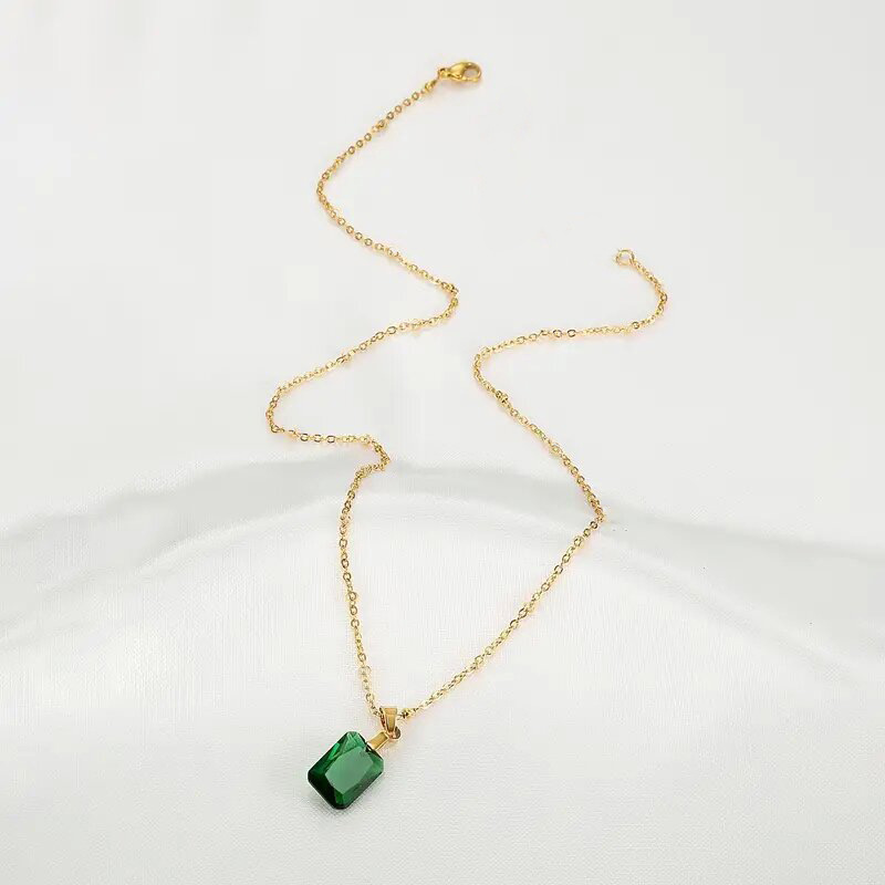Stylish Pendant Necklace