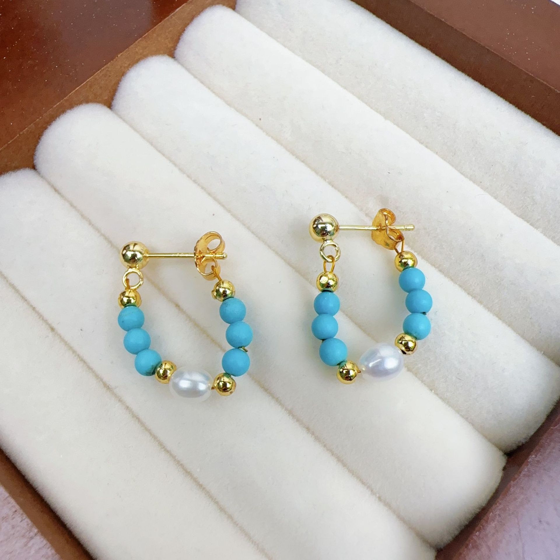 Versatile Turquoise Pearl Earrings For Women