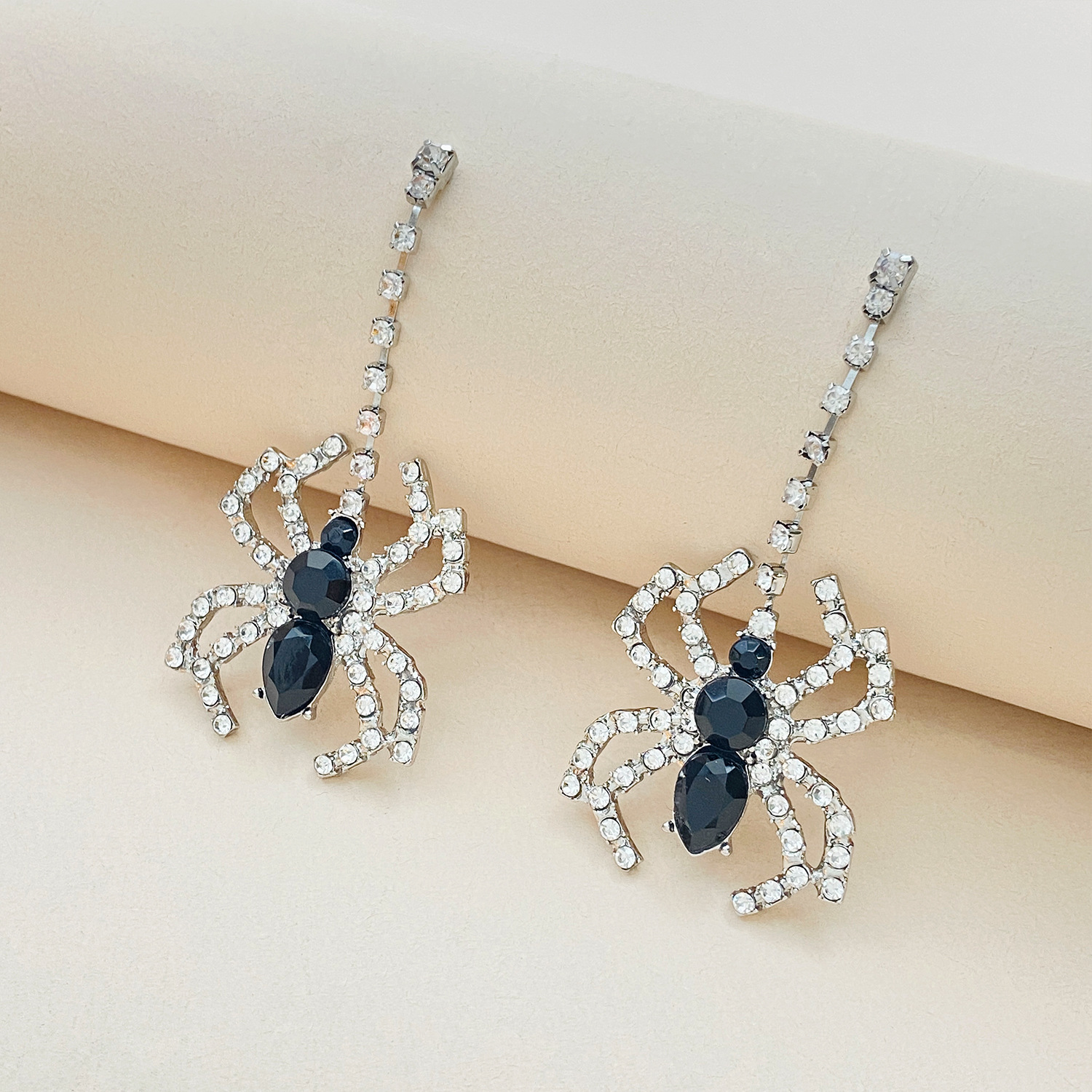 Black Spider Rhinestone Long Metal Alloy Earrings