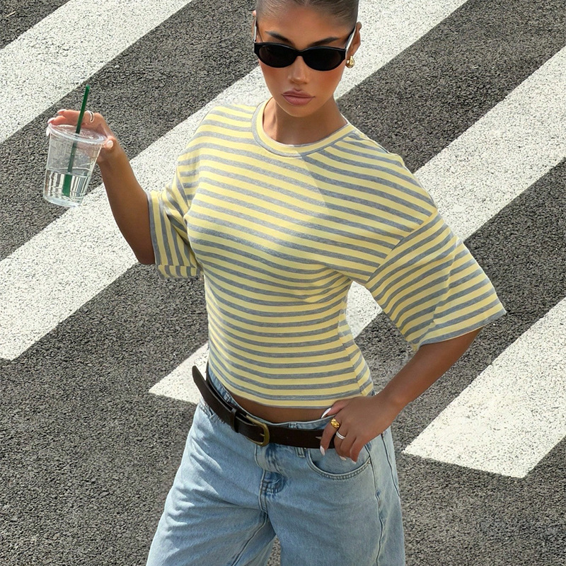 Women's Solid Color Fashionable Fitted Mid-sleeve Pullover