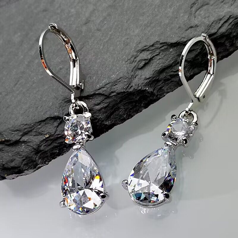 Fashion Creative Simple Drop-shaped Long Earrings