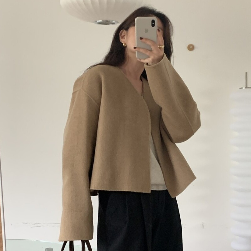 https://cf.cjdropshipping.com/quick/product/5ae9023a-8922-45a1-a29e-e8aa1182d3d4.jpg