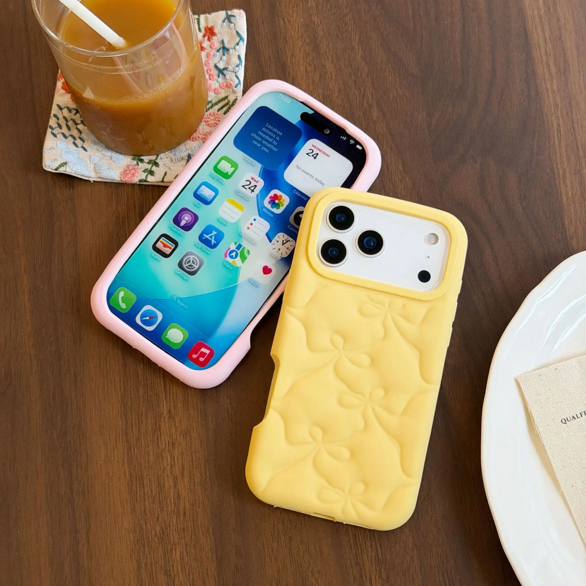 Bow-tie Choux Pastry Shells Suitable For 3D Phone Cases
