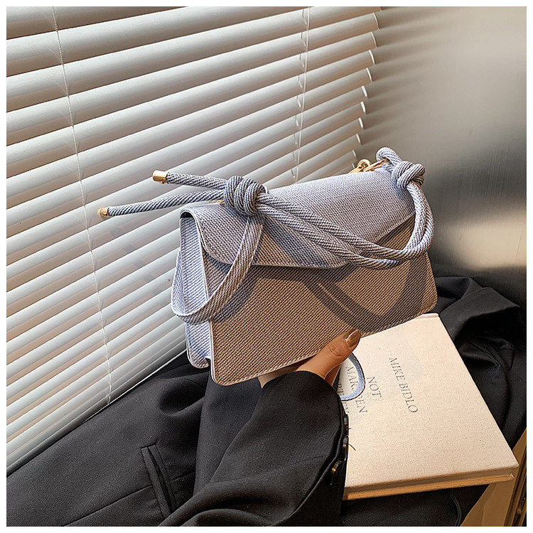 Buy Women's Clothing Online | Buy Trending Dresses for Women