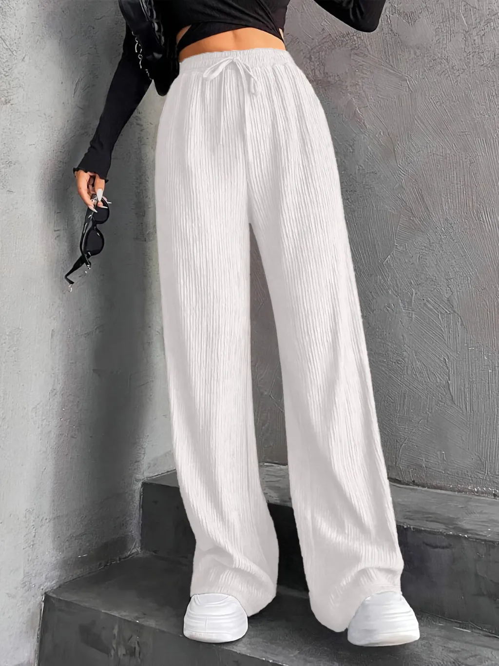 New Women's Elastic Waist Pinstripe Road Straight Wide Leg - White