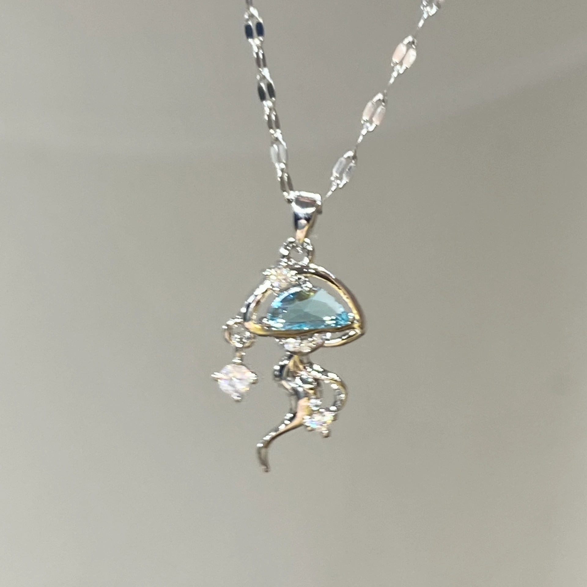 https://cf.cjdropshipping.com/quick/product/5b3753f3-6181-4f7f-bd4e-8462b9277f14.jpg