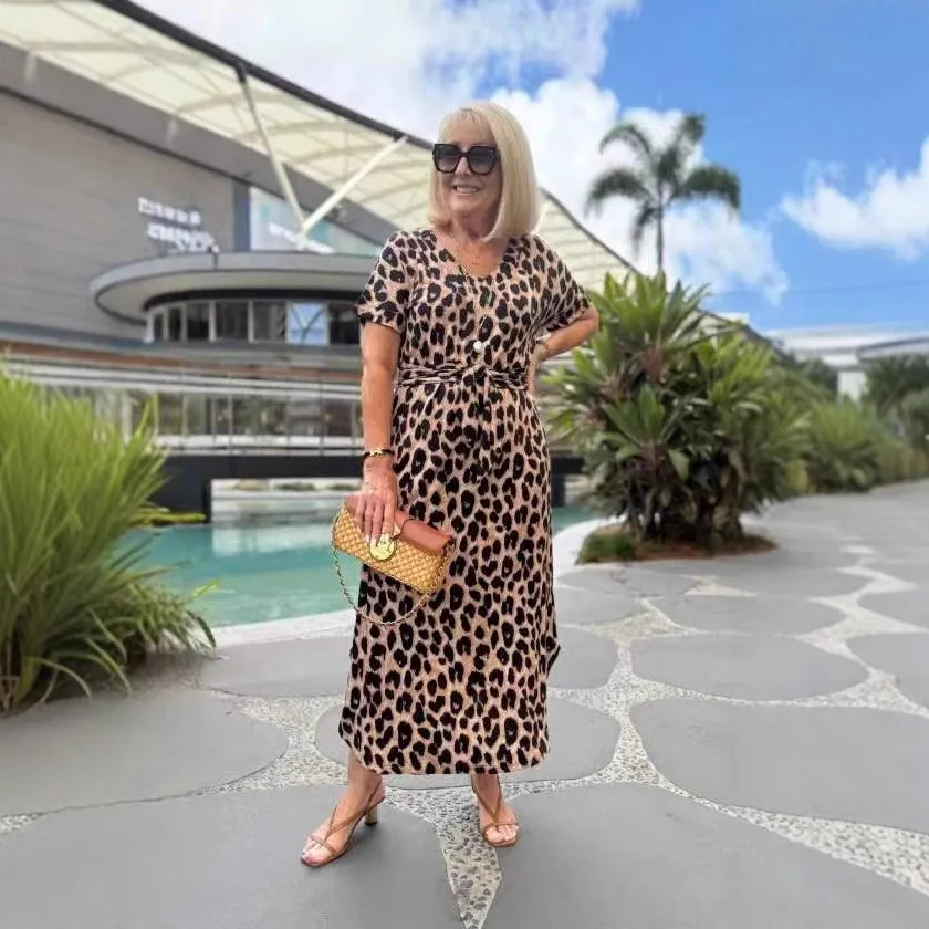 Women's Short Sleeve V-neck Leopard Print Printed Dress - Amber