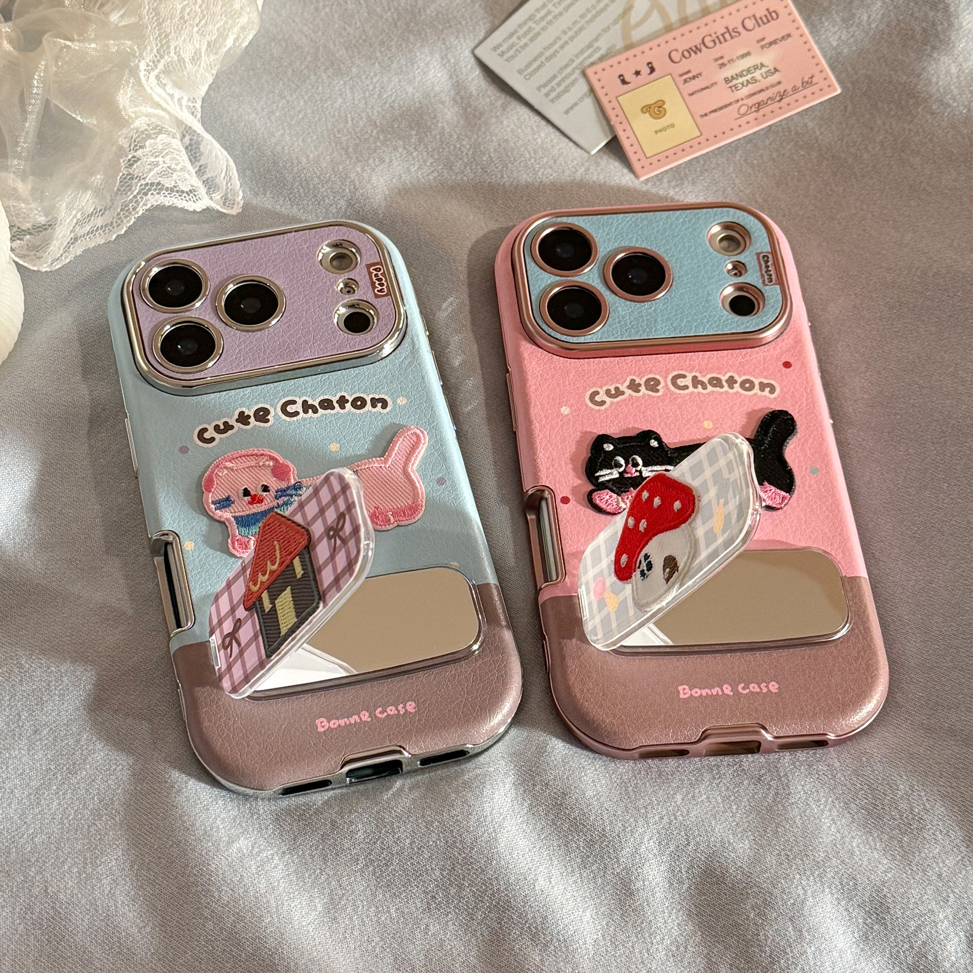Embroidered Cat And Puppy Phone Case In Colorful Leather With A Mirror Finish