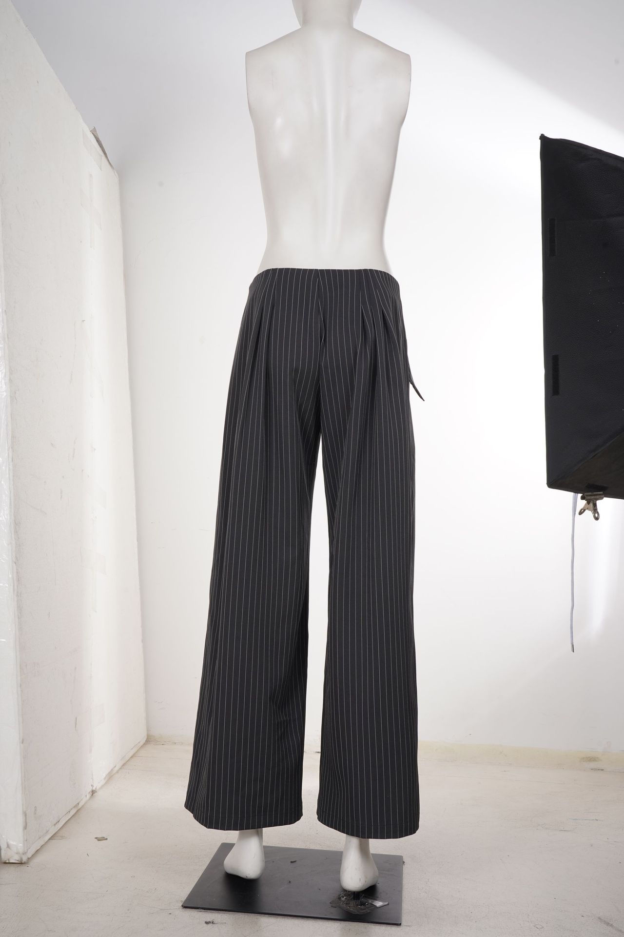 Women's gray striped pants product image 10