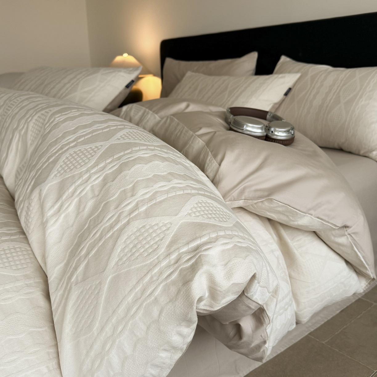 Large Jacquard Four-piece Set Pure Cotton With A Touch Of Light Luxuryduvet Cover And Bed Sheets