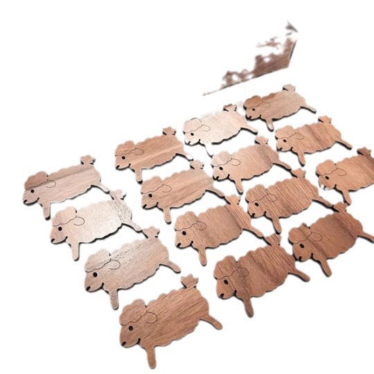 Wooden animal spool suit ornaments (rabbit with box without