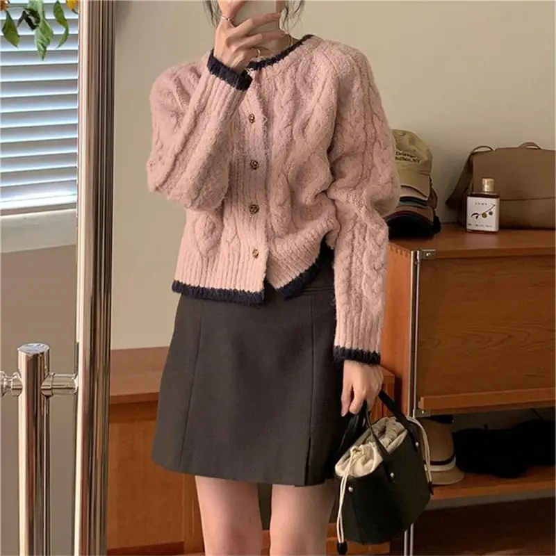Round Neck Sweater Coat Autumn And Winter Loose And Lazy Style Short Small Knitted Cardigan