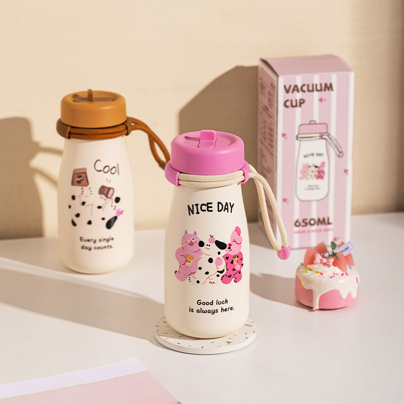 Straw Thermal Insulation Cup Women's Portable Large-capacity Water Cup