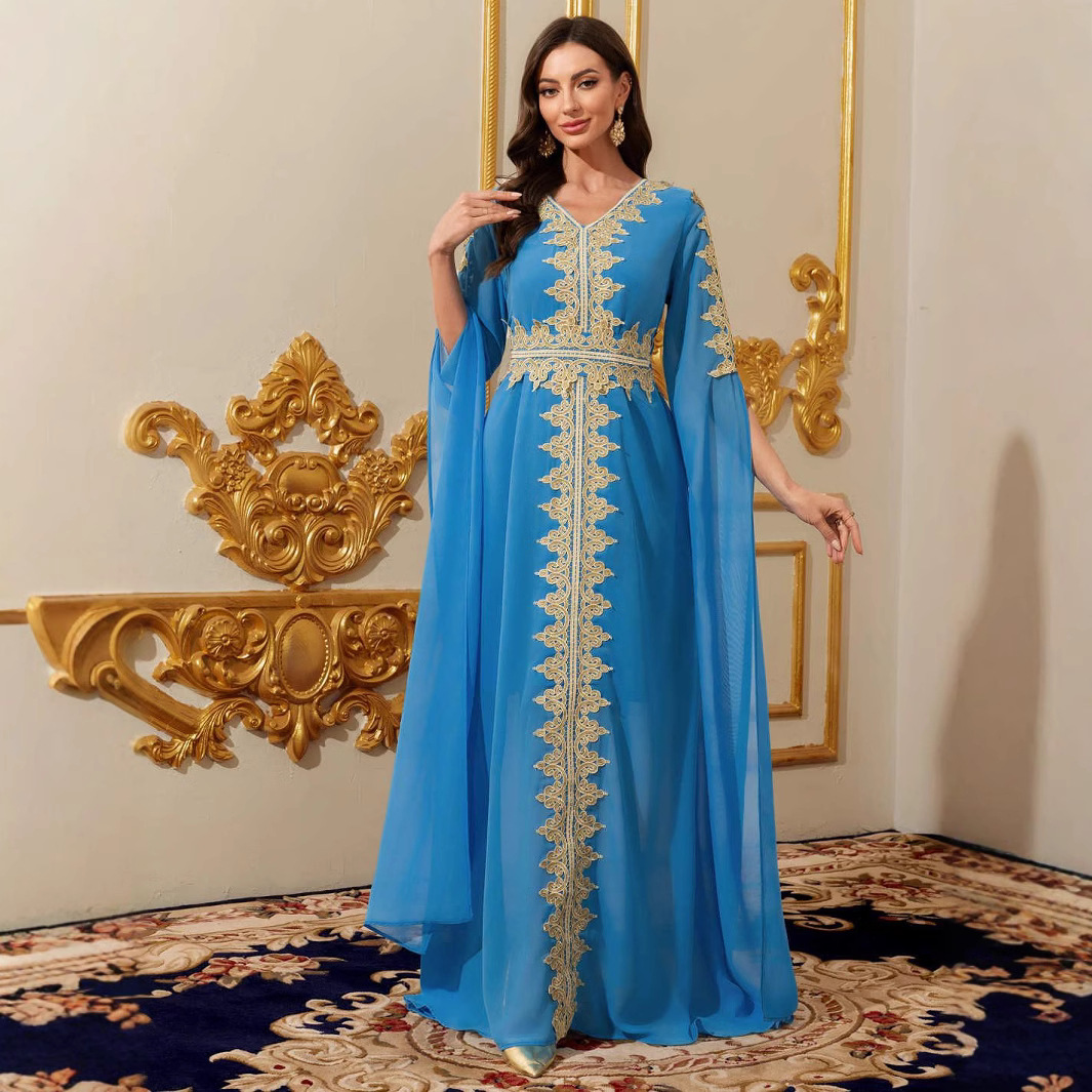 Women's Patchwork Super Long-sleeved Solid Color Lace Dress