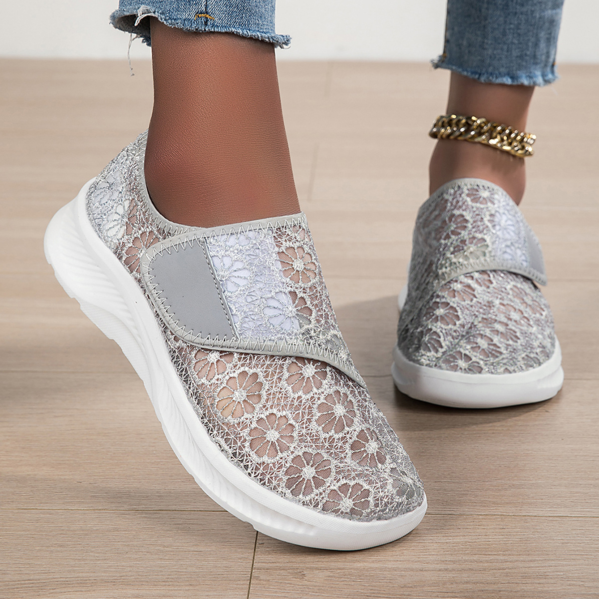 Women's Fashionable Versatile Mesh Breathable Shoes