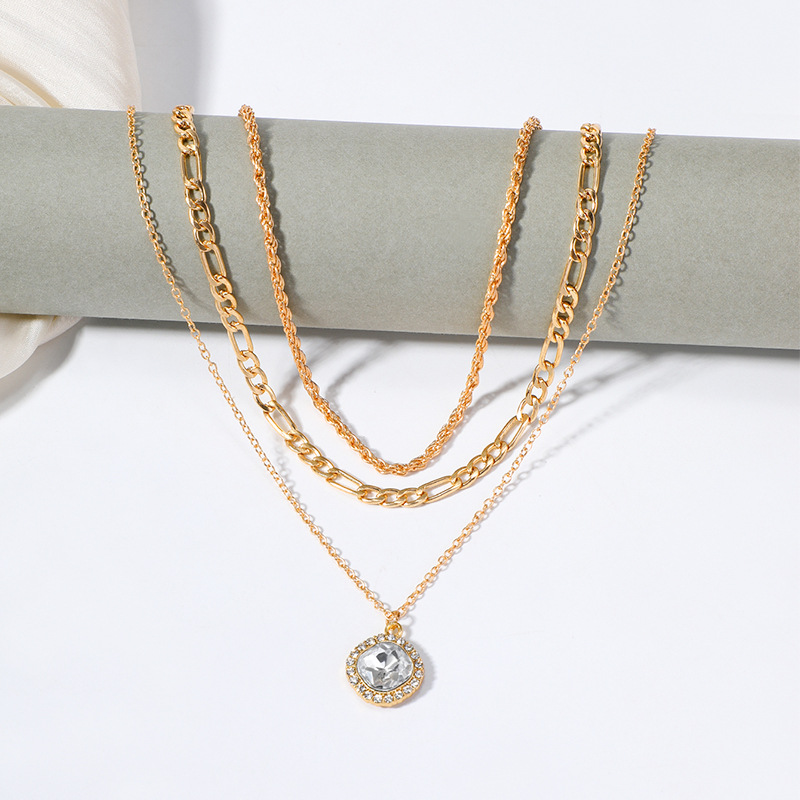 European And American Gold-plated Crystal Pendant Necklace