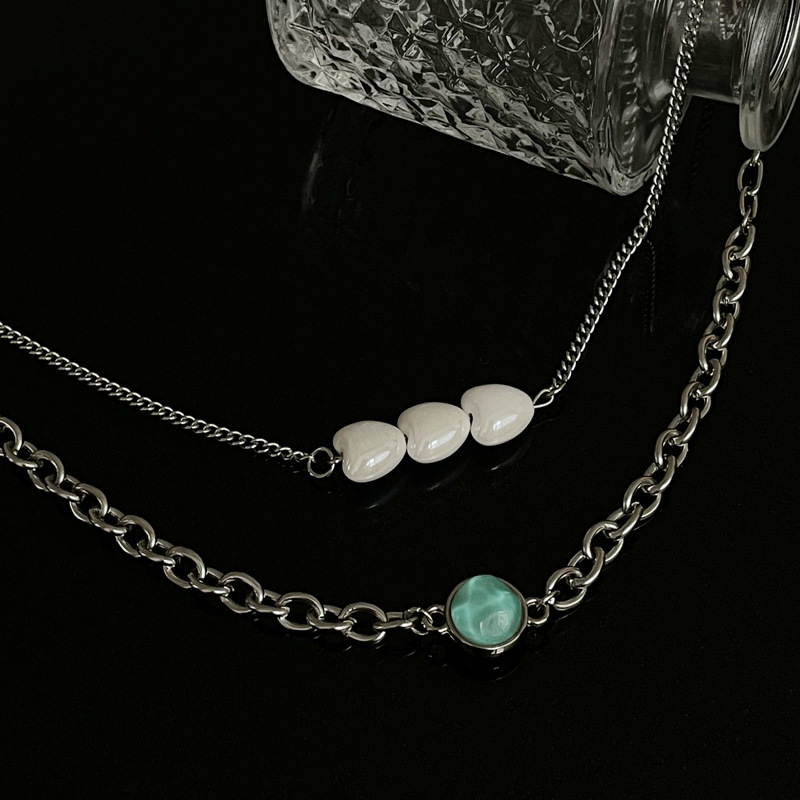 Niche Sweet Cool Lvzhu Stitching White Love Necklace