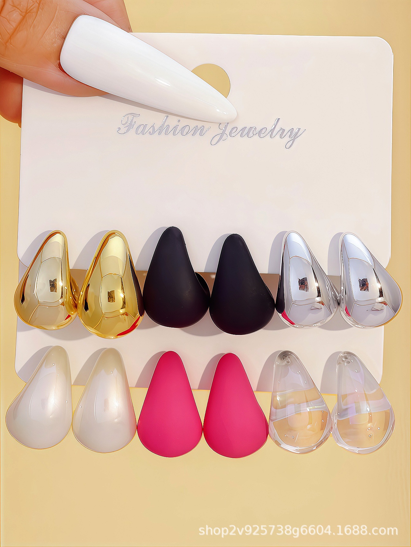 Fashionable Tassel Simple Creative And Personalized C-Shaped Waterdrop Stud Earrings