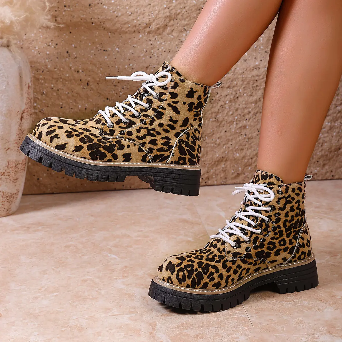AutumnWinter New Style European And American-Style Low-Cut