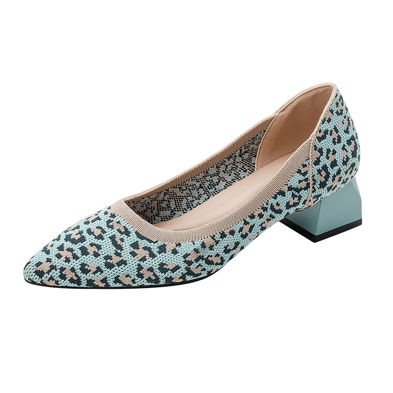 Flyknit Pointed-Toe Chunky-Heeled Pumps, picture 4 of 11