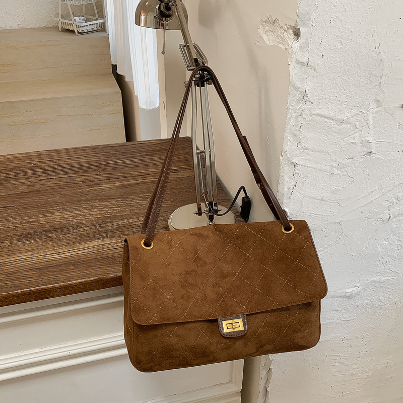 https://cf.cjdropshipping.com/quick/product/5cbde3a7-0c23-4d38-86a6-9f0ccaf423c7.jpg