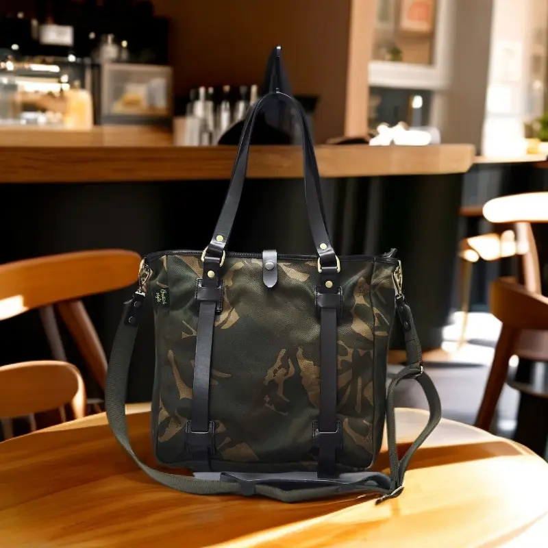 Water-Resistant Tote Bag High-Quality Handheld Shoulder