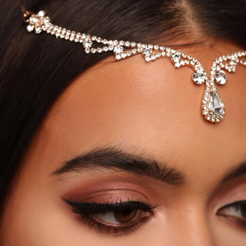 Title 4, Simple droplet forehead chain