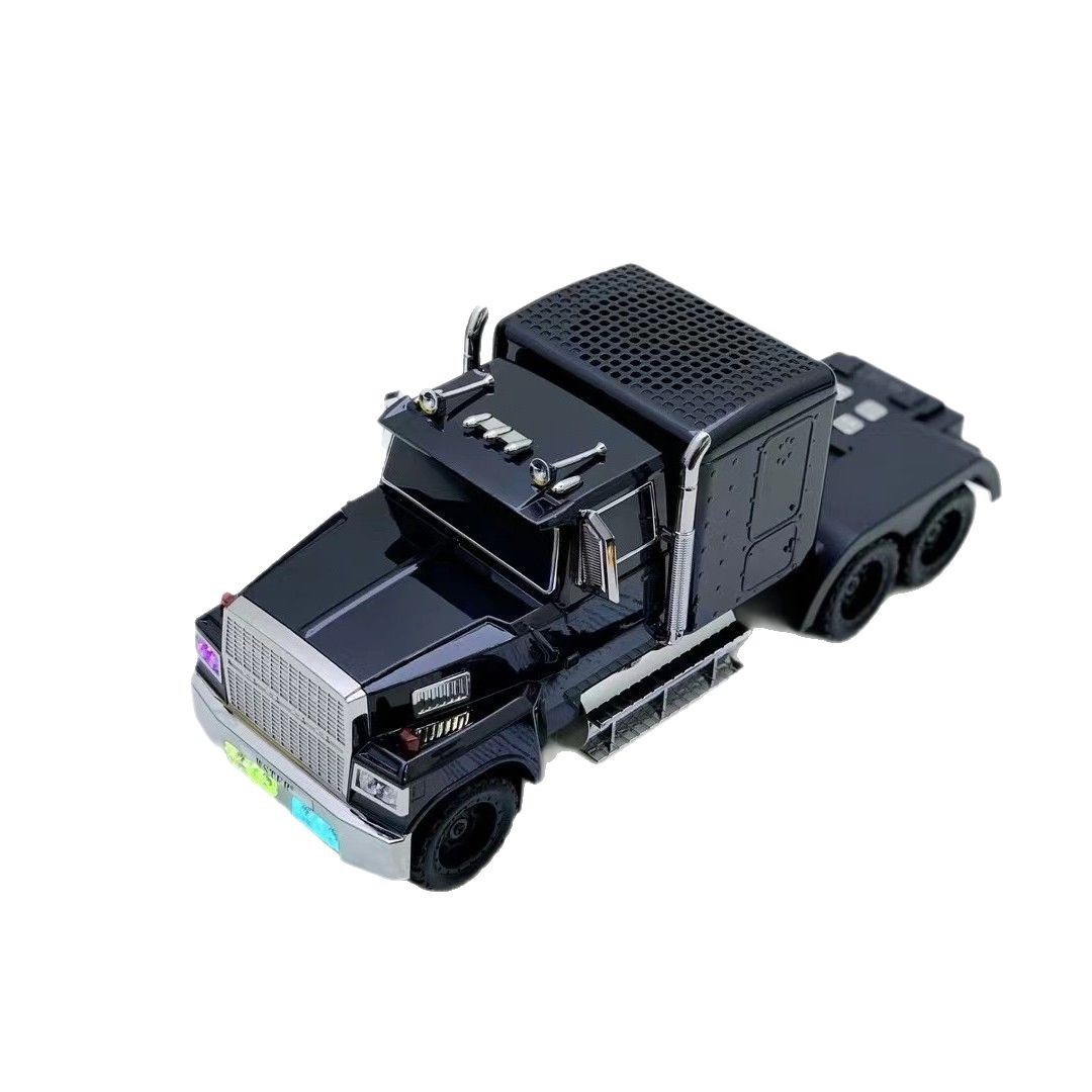 Retro-style Car Model Wireless Bluetooth Speaker - Image 3