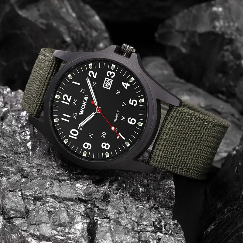 Sporty Nylon Strap Mens Quartz Watch Minimalist