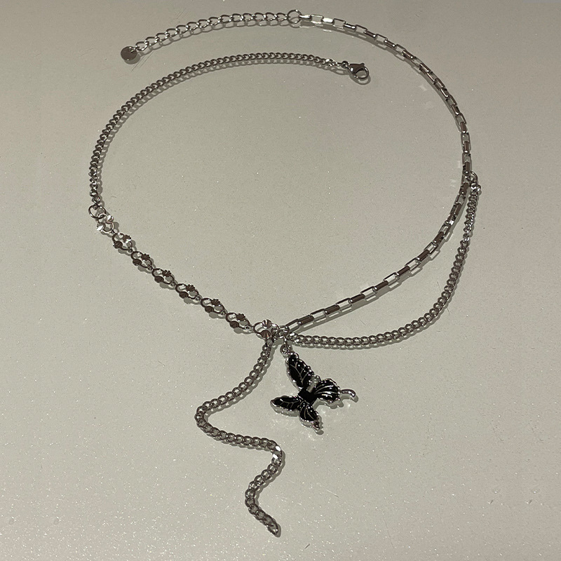 Special-interest Design Black Butterfly Necklace Hot Girl