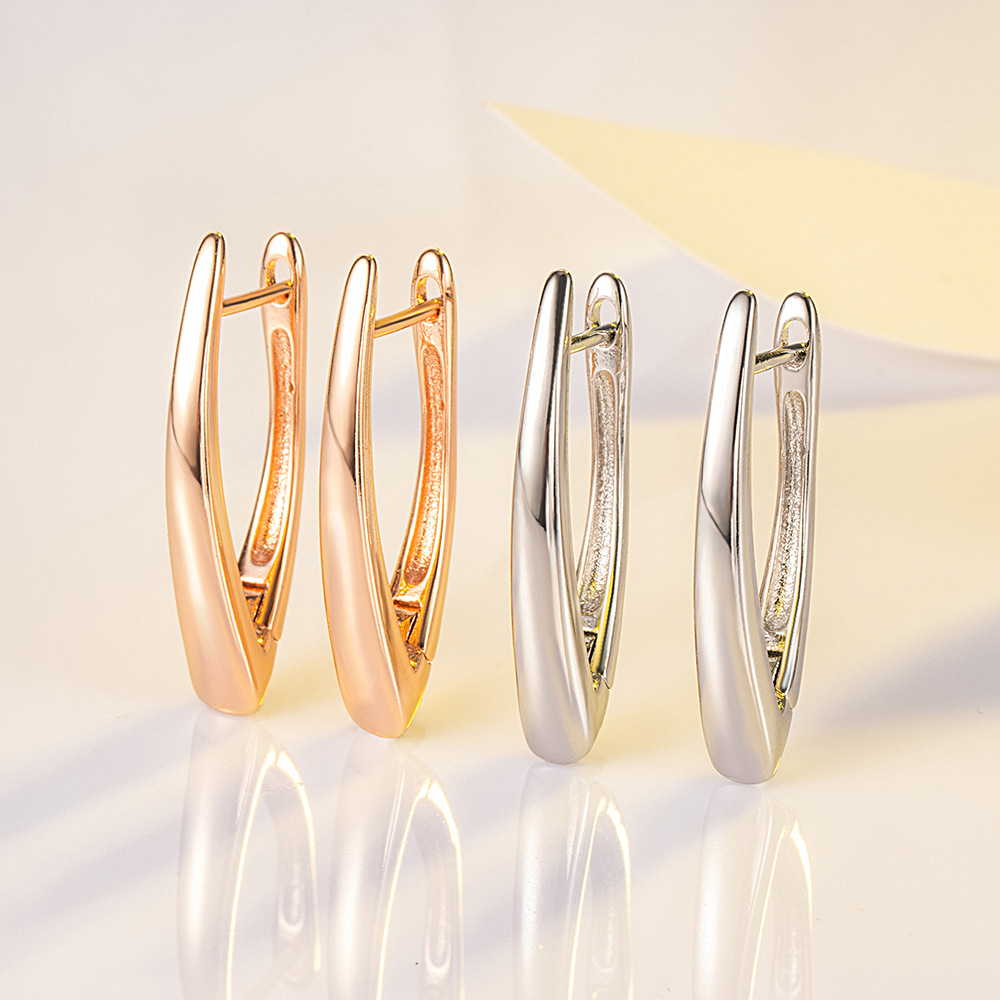 Glossy V-shaped Earclip Earrings Female Niche