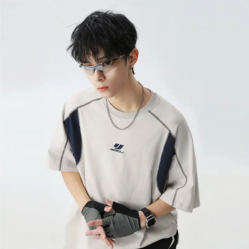 Contrast Color Men's Round Neck Embroidered T-shirt