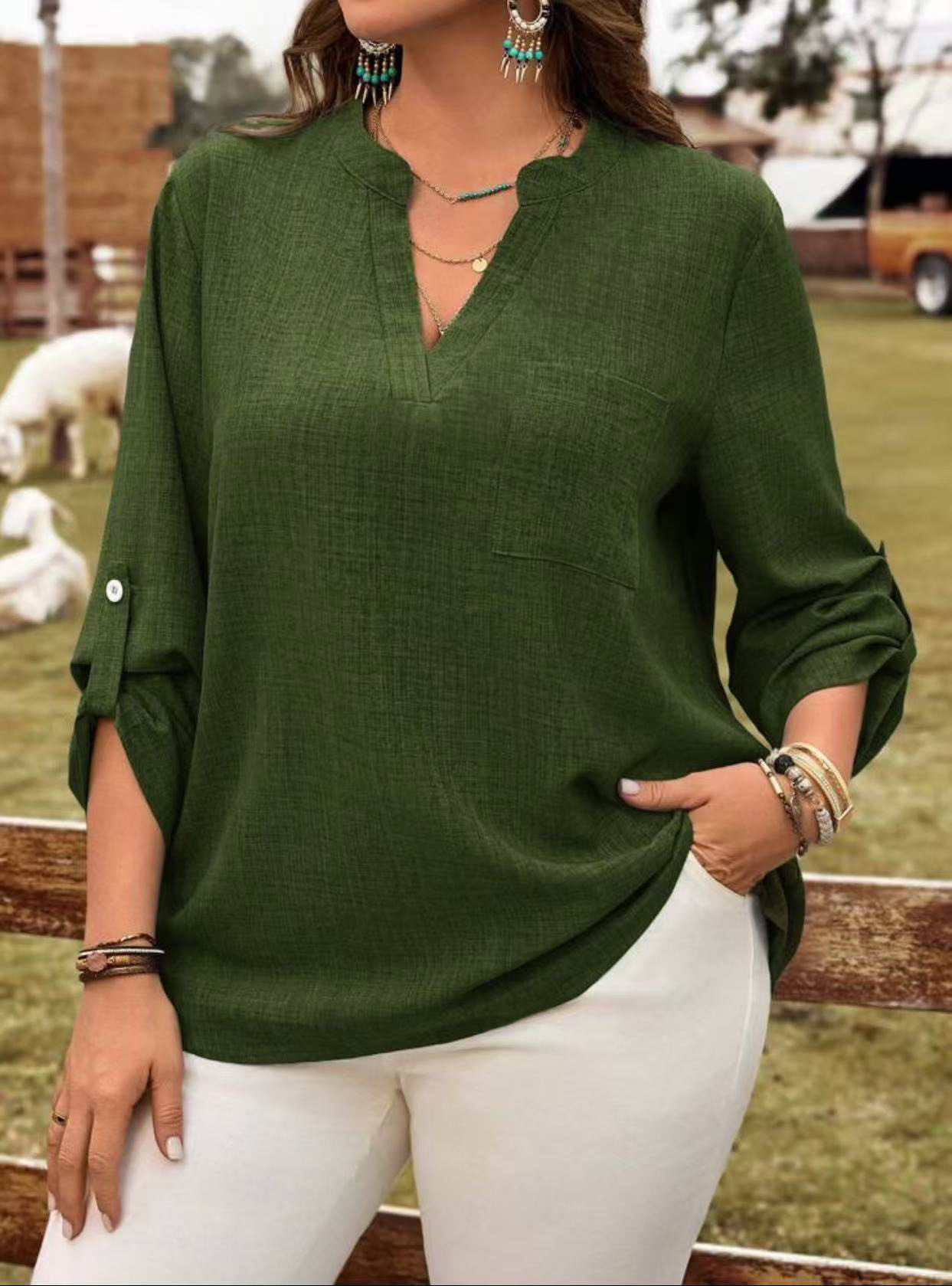 Top holgado de moda con cuello en V, abotonado y color liso. 5df243d8 568f 474c Ac2a 6da380fee60e