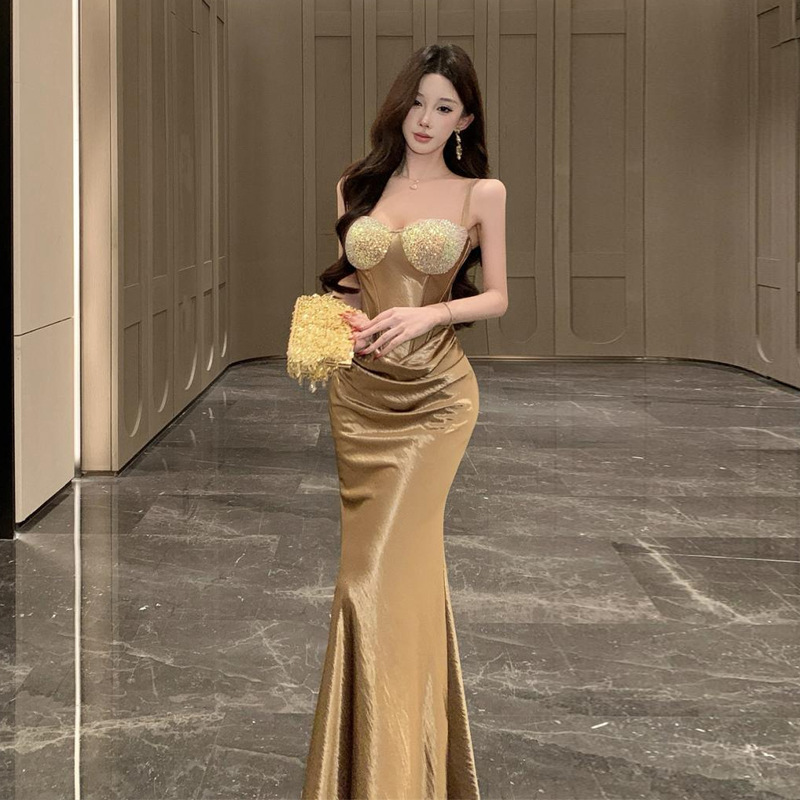 Women's Elegant, Figure-hugging Strap Dress With Patchwork Design
