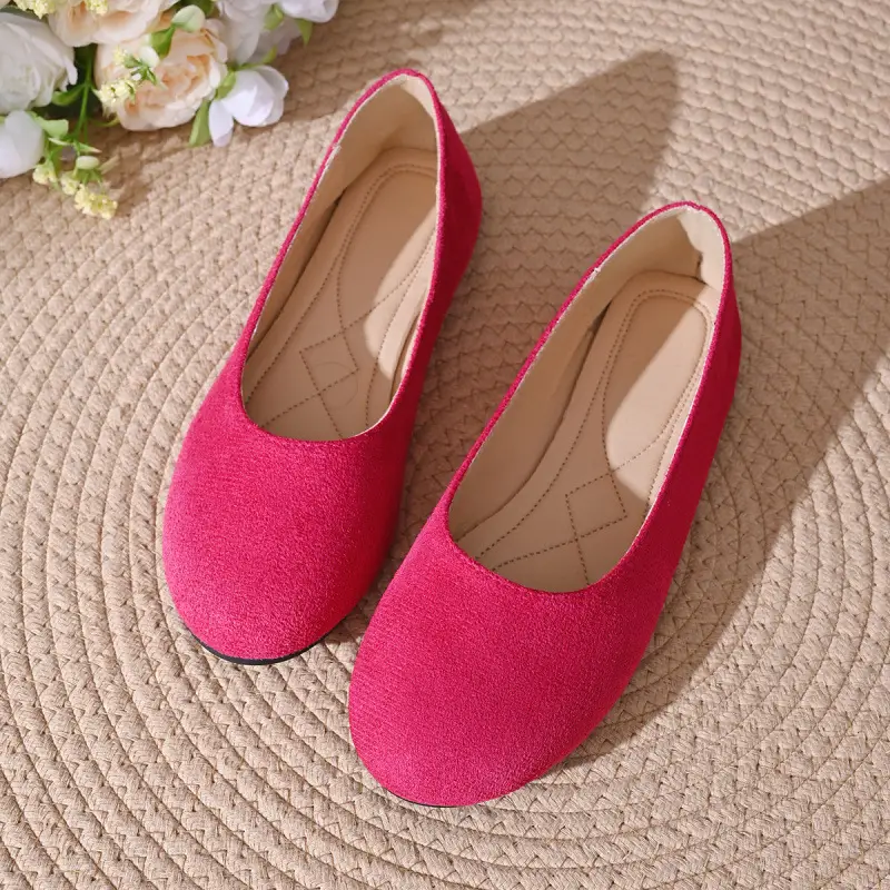 Plus-size Round-toe Suede Low-cut Pumps