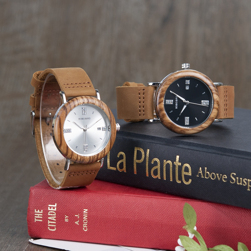 Mens And Womens Minimalist Casual Retro Wooden Watch 4