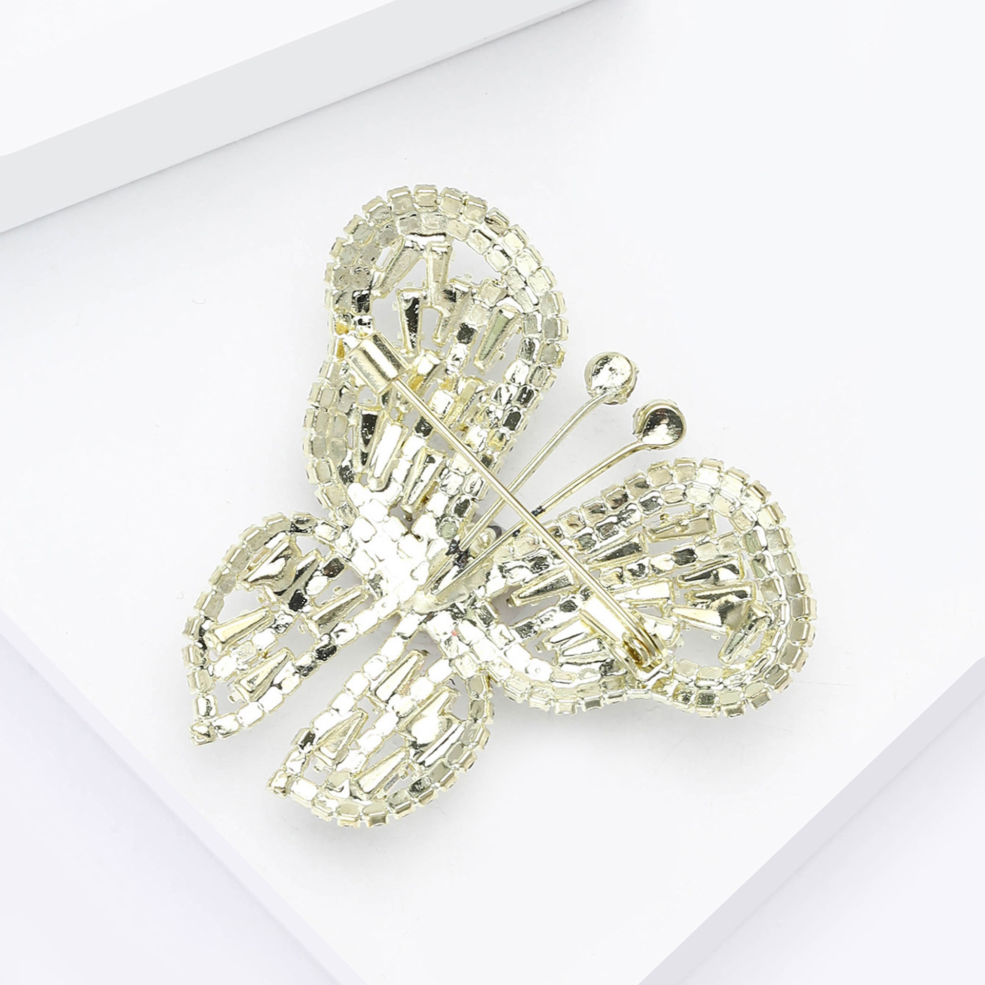 Diamond Inlay Rhinestone Brooch