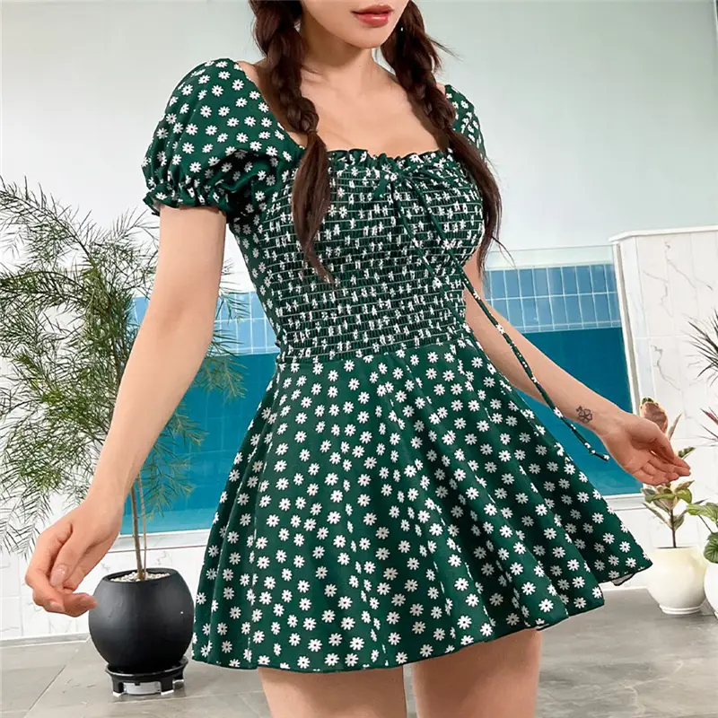 Sexy New Short-sleeved Floral Skirt-style One-piece Swimsuit Conservative