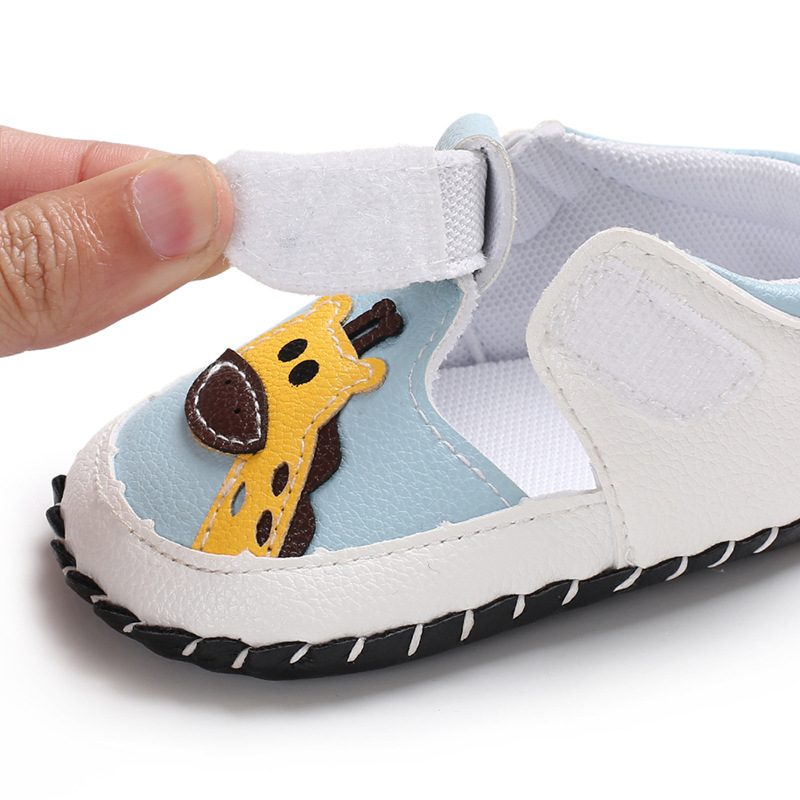 Title 12, Babyschuhe mit weicher Sohle für kleine Füße. B...