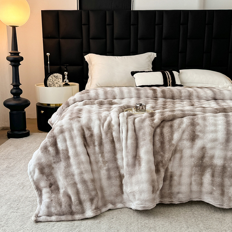 Rabbit-fur-like Plush Bubble Flannel Blanket With Printed Designperfect For Naps And As A Throw