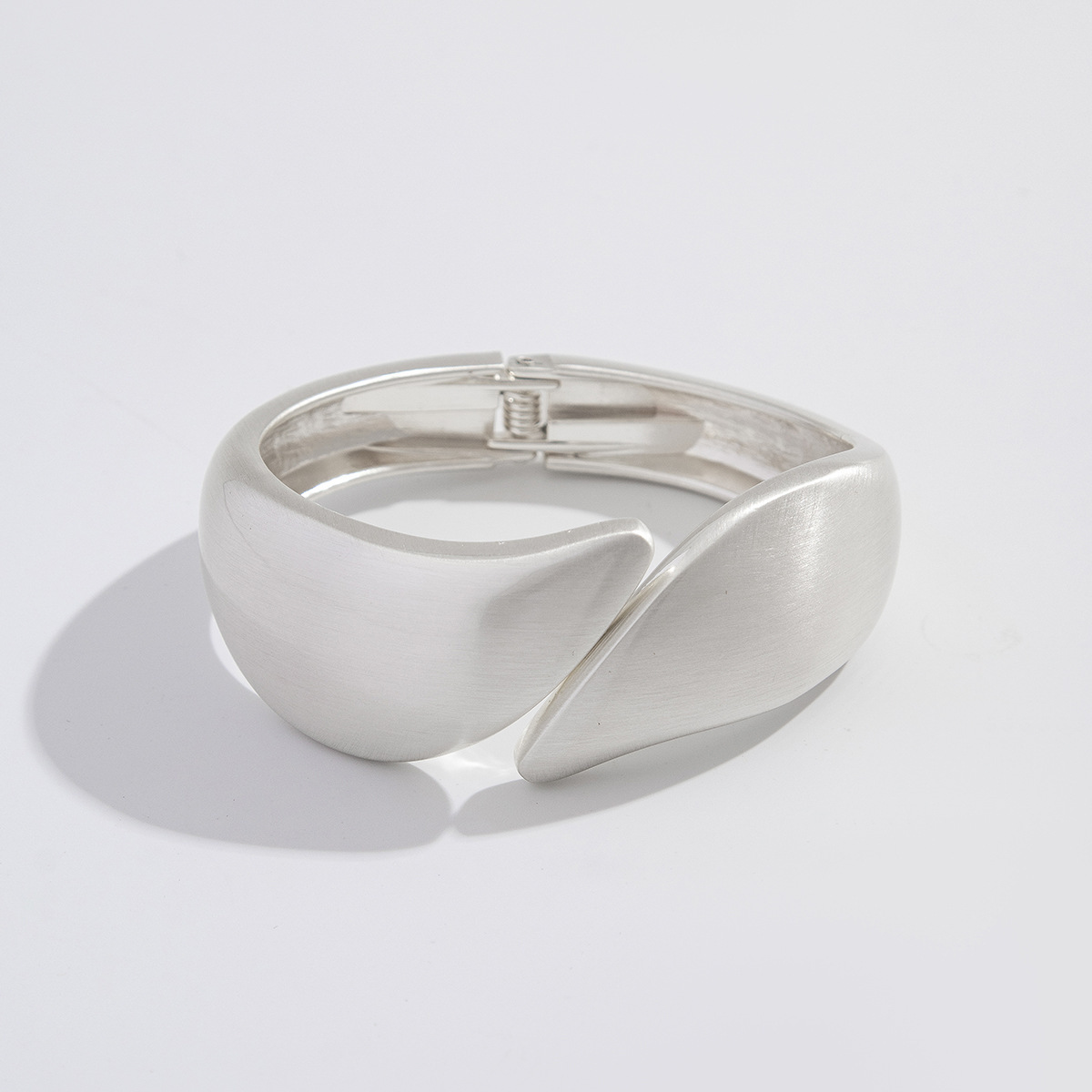 Punk-style Exaggerated Wide Irregular Spring-clasp Bracelet