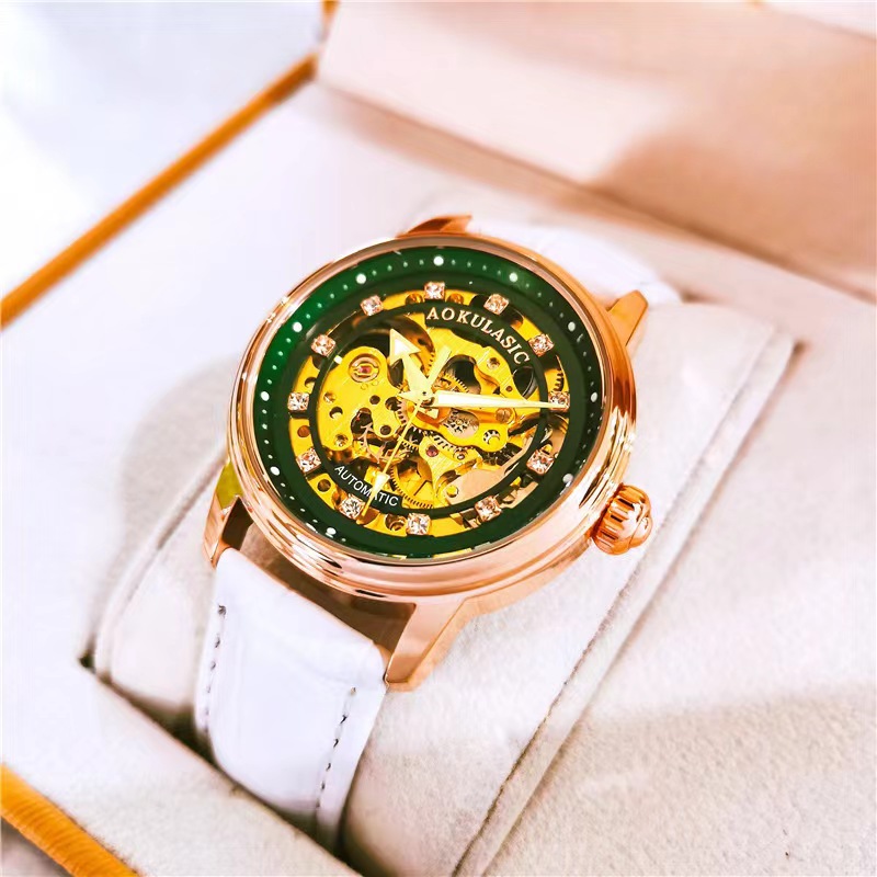 Hollow-Out Diamond-Encrusted Luminous Water-Resistant Mechanical Watch 7