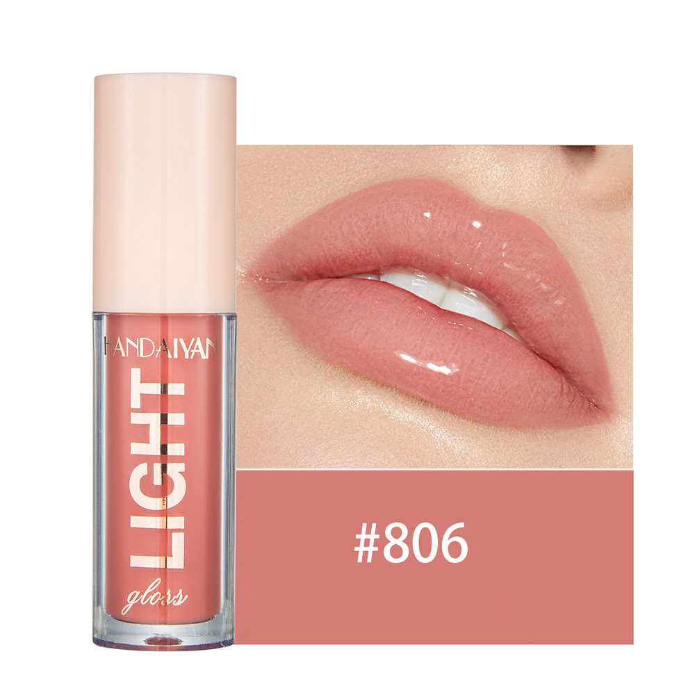 Mirror-like Dewy Liquid With A Pearly Sheen For The Lips