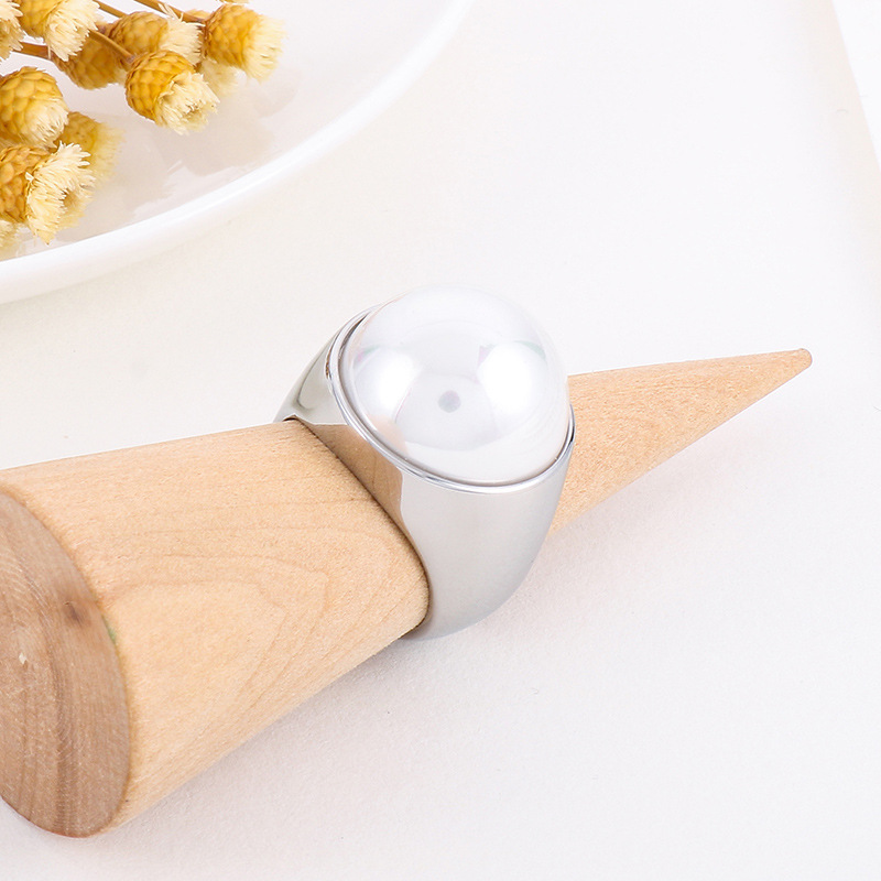 Women's Exaggerated And Personalized Polished Steel Ring