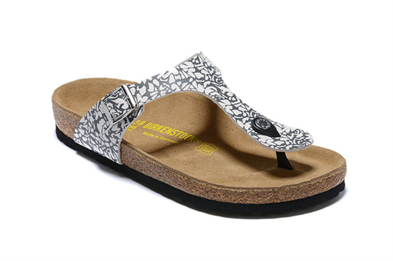 801 Flip Flops Black And White