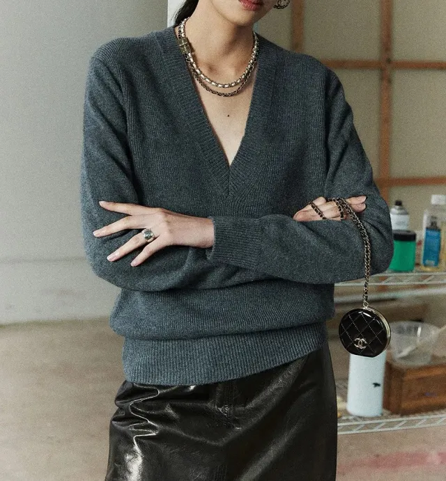 Curved Deep V neck Triangle Needle Slim Fit Sweater Gray - Shop at LoveMi