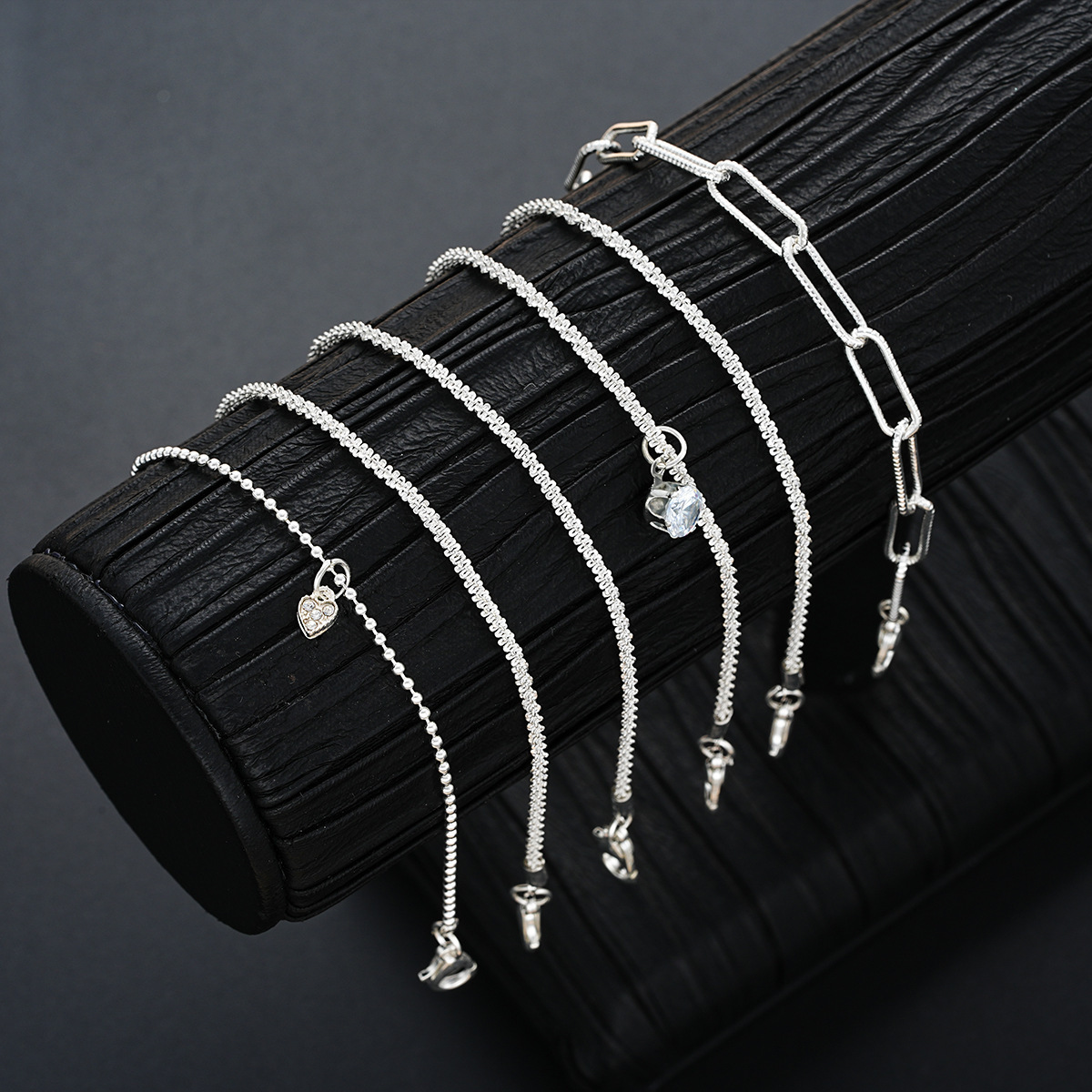https://cf.cjdropshipping.com/quick/product/5efd115a-1345-4bcd-9910-09ba669e2328.jpg