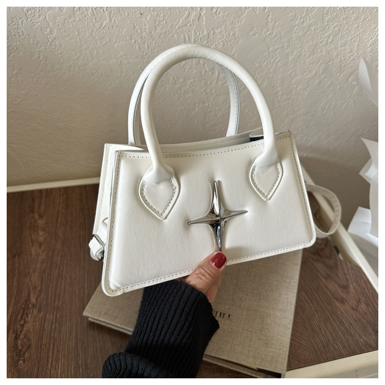 https://cf.cjdropshipping.com/quick/product/5f02d14a-9a7a-458d-b001-6c0cdce9571a.jpg
