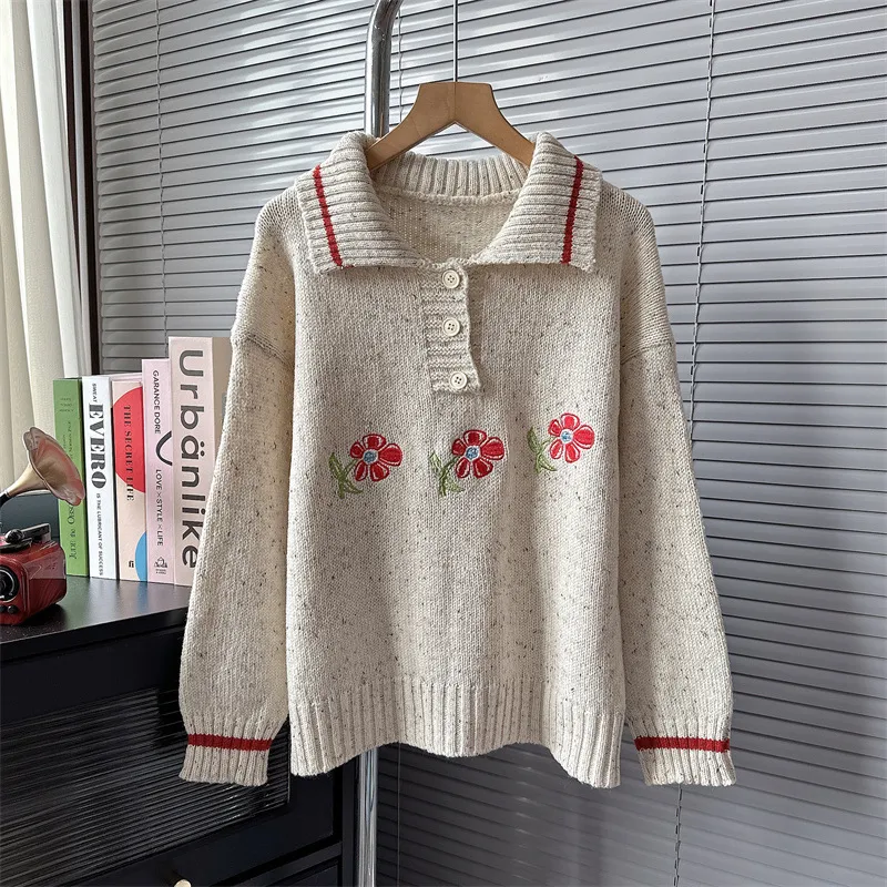 Japanese High-grade Chic Little Flower Polo Collar Knitwear - Beige